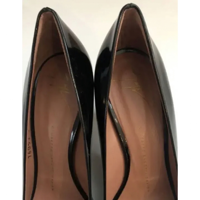 GIUZEPPE ZANOTTI(ジュゼッペザノッティ)のジュゼッペザノッティ　ザノッティ　パンプス　ブラック　ハイヒール　ビジネス レディースの靴/シューズ(ハイヒール/パンプス)の商品写真