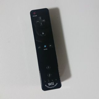 ウィー(Wii)のWiiリモコンプラス クロ ブラック 任天堂 ニンテンドー純正品(家庭用ゲーム機本体)