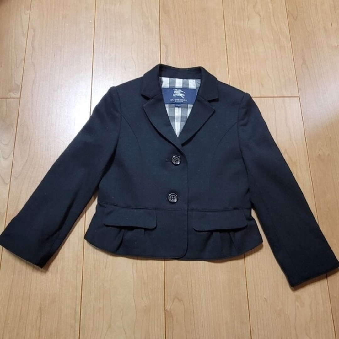 BURBERRY(バーバリー)のバーバリー フォーマル ジャケット スカート セットアップ 卒園式 キッズ/ベビー/マタニティのキッズ服女の子用(90cm~)(ドレス/フォーマル)の商品写真