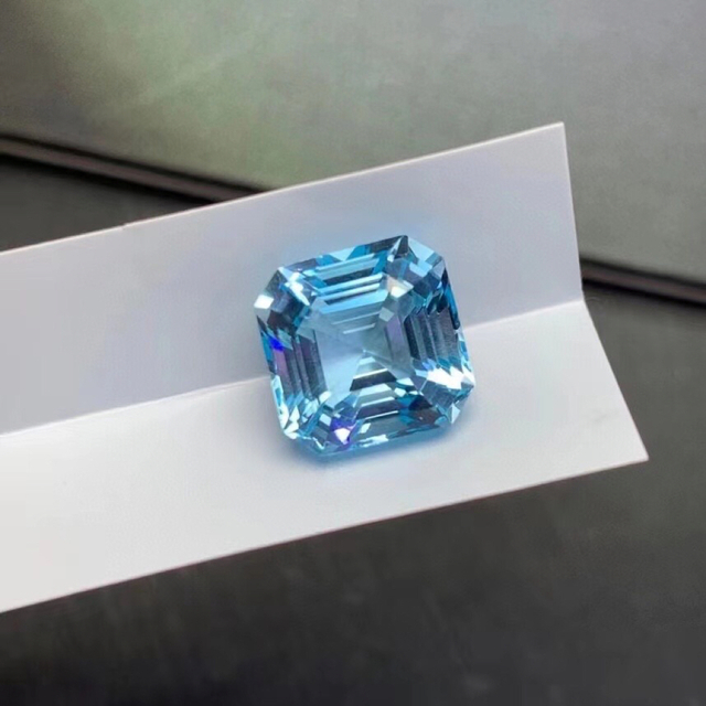 ⭐天然 トパーズ ルース 9.35ct ⭐天然 トパーズ ルース 9.35ct