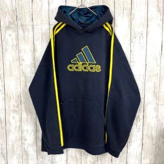 古着 ADIDASアディダスセンターロゴ刺繍袖 3本ラインスウェット 古着 ADIDASアディダスセンターロゴ刺繍袖 3本ラインスウェット