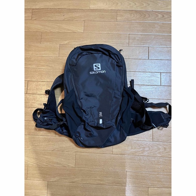 SALOMON 20L リュック