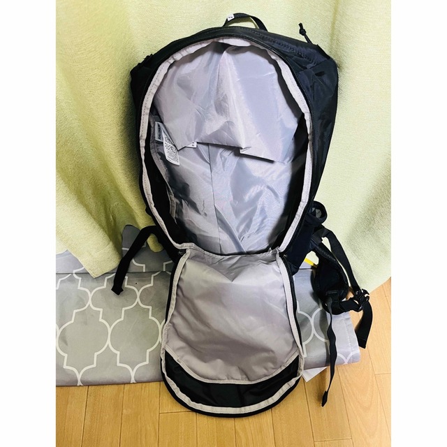 salomon サロモン　トレイルバックパック　リュックサック　20Ｌ