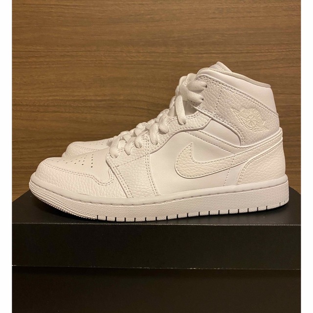 NIKE AIR JORDAN 1 MID "Triple White"2020 4