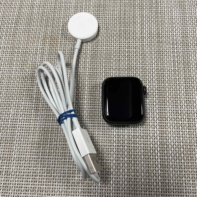 APPLE Watch SE GPSモデル 40mm BK130-2(初代)