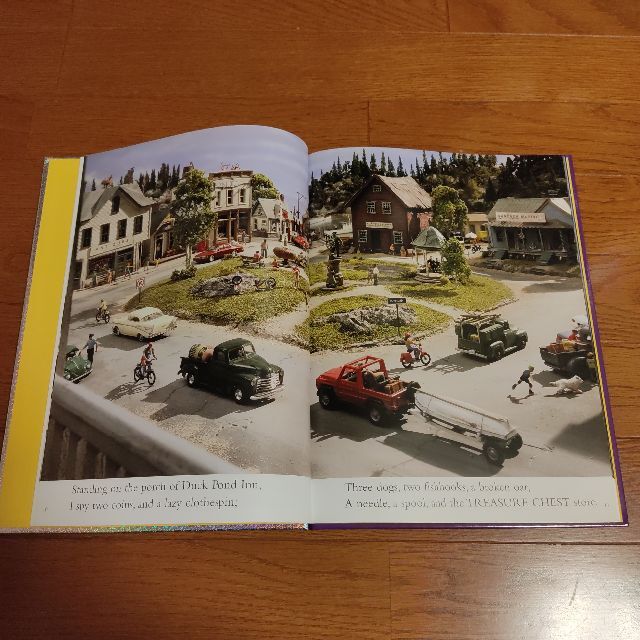 I Spy a Book of Picture Riddles 英語絵本