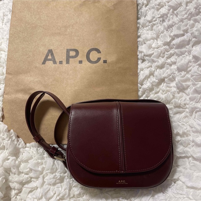 A.P.C   A.P.C. ショルダーバッグの通販 by MaMu shop｜アーペーセー