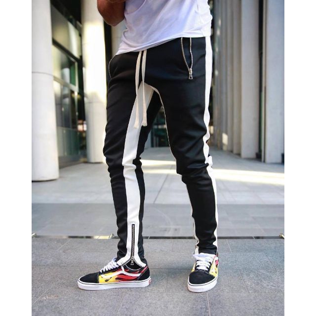 ジョガーパンツ M サイドライン 黒 メンズのパンツ(スラックス)の商品写真