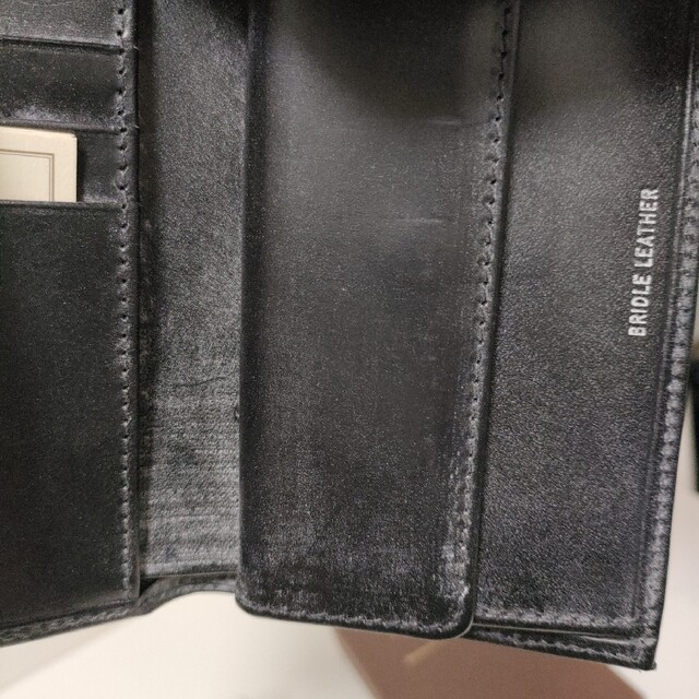 WHITEHOUSE COX(ホワイトハウスコックス)のホワイトハウスコックス 三つ折財布 S5660 ブライドルレザー ブラック メンズのファッション小物(折り財布)の商品写真