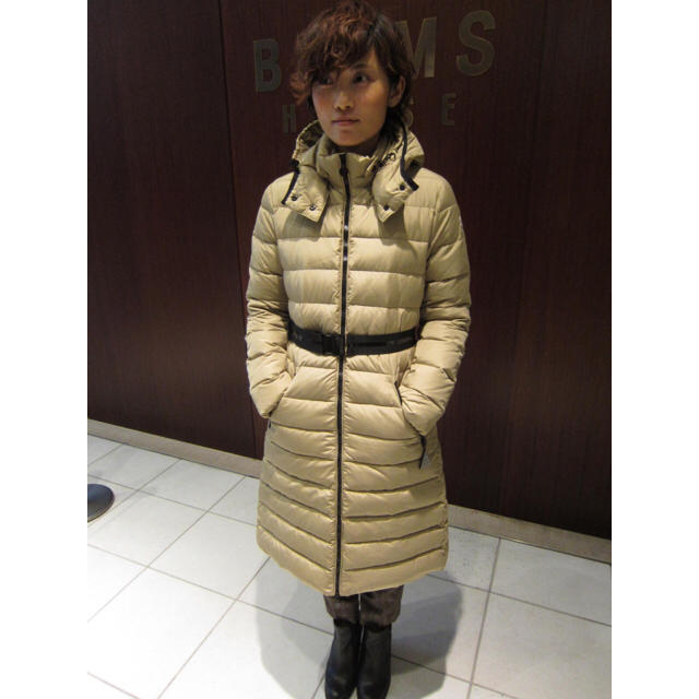 話題の行列 MONCLER - 値下げ!【1月20日まで限定出品】希少00サイズ