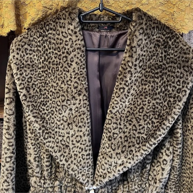 レオパード柄　ファーコート レディースのジャケット/アウター(毛皮/ファーコート)の商品写真
