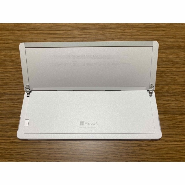 Surface Go 2　フィルムと本体カバー付き 1