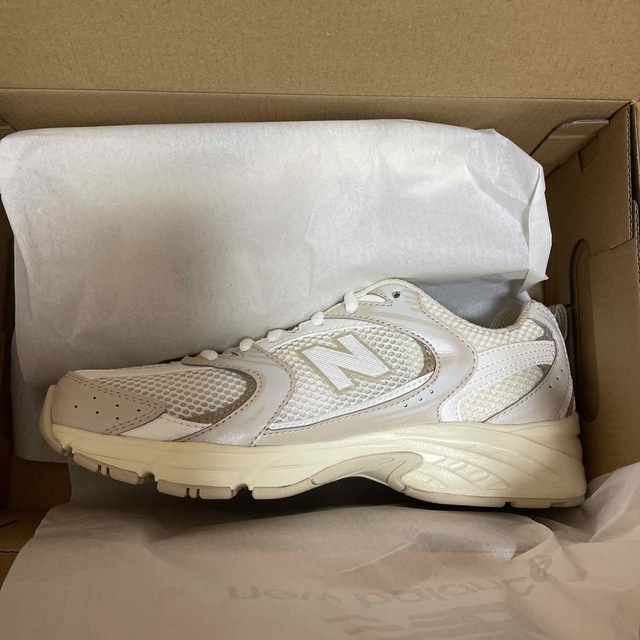 【未使用】NEW BALANCE MR530 MR530AA 23.5  レディースの靴/シューズ(スニーカー)の商品写真