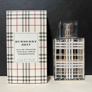 バーバリー(BURBERRY)のBurberry brit オードトワレ　ナチュラルスプレー　香水　30ml(香水(女性用))