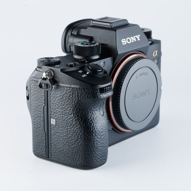 SALE!SONY α9 世界初 裏面照射積層型CMOS採用の高速機! - カメラ SALE!SONY α9 世界初 裏面照射積層型CMOS採用の高速機! - カメラ