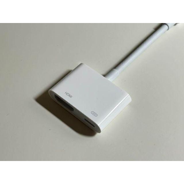 Apple(アップル)の【美品】純正 Lightning - Digital AV Adapter ③ スマホ/家電/カメラのスマホアクセサリー(iPhoneケース)の商品写真