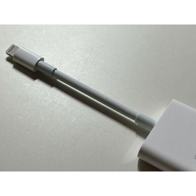 Apple(アップル)の【美品】純正 Lightning - Digital AV Adapter ③ スマホ/家電/カメラのスマホアクセサリー(iPhoneケース)の商品写真