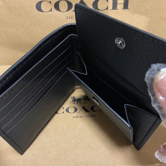 COACH - ギフト⭕️ コーチ 財布 大人の逸品！スリム 本革二つ折 ミニマルの通販 by ギフト包装承ります ️｜コーチならラクマ