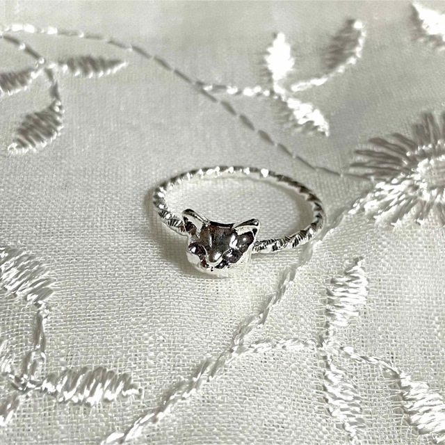 猫シルバーリング 指輪 ネコ 13号 アンティーク ラインストーン レディースのアクセサリー(リング(指輪))の商品写真