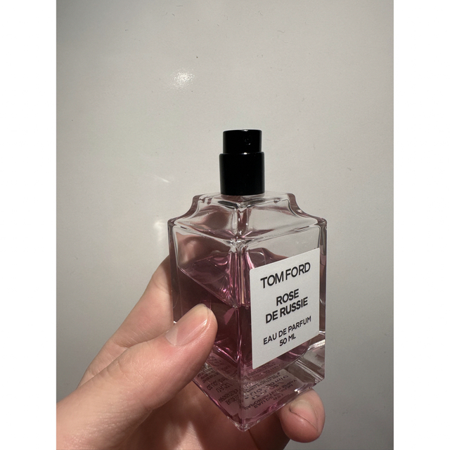 破格値下げ TOMFORDトムフォードROSE DE RUSSIEローズドリュスィー50ml