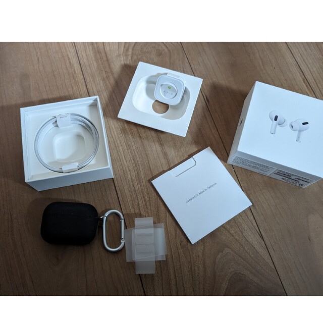 ヘッドフォン/イヤフォンApple MWP22J/A AirPods Pro　ケース付き