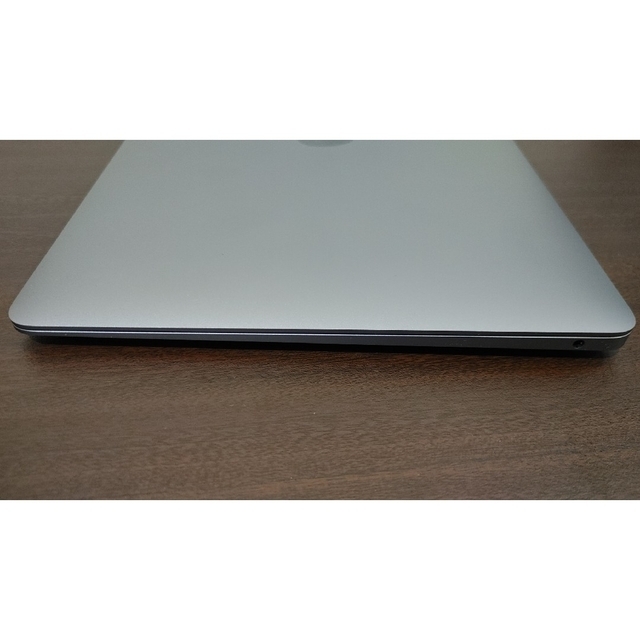 macbook air 2020　i7/16gb/2tb