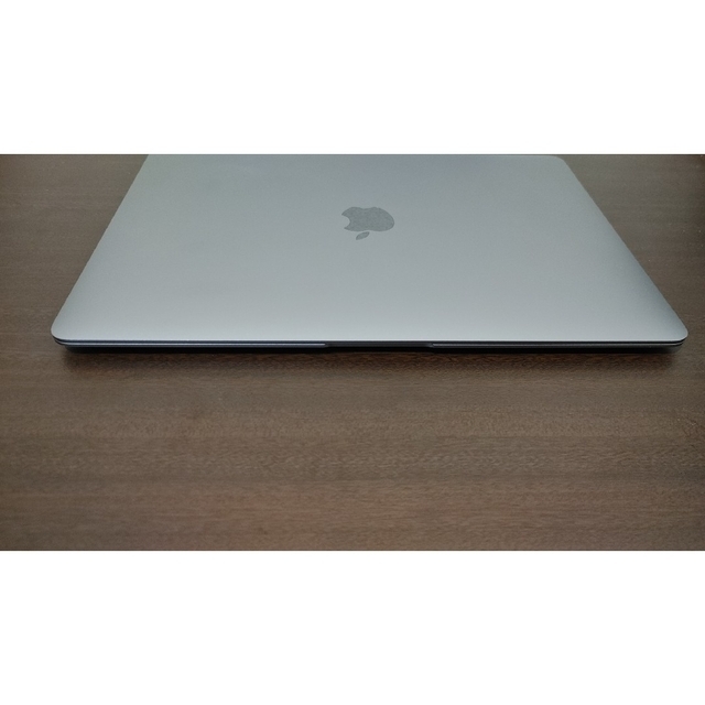 macbook air 2020　i7/16gb/2tb