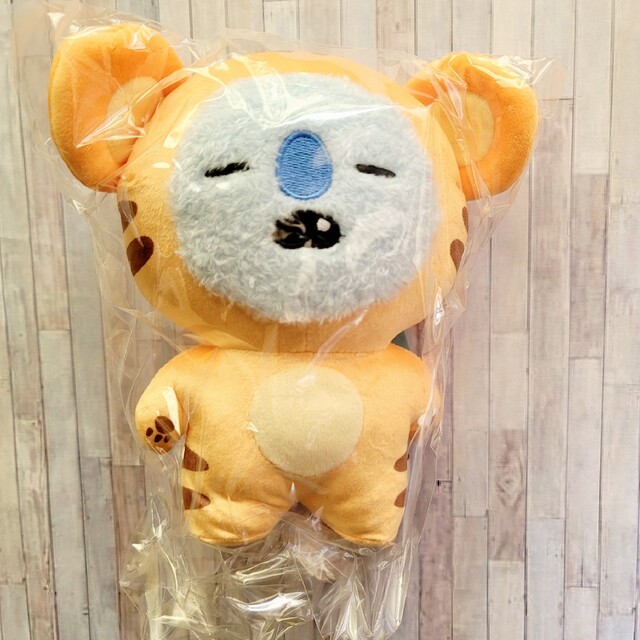 匿名配送 新品 BT21 KOYA tiger たっとん ぬいぐるみ S RM | フリマアプリ ラクマ