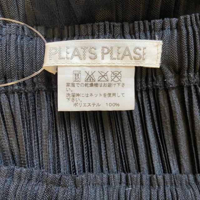 PLEATS PLEASE ISSEY MIYAKE(プリーツプリーズイッセイミヤケ)のプリーツプリーズ ロングスカート 2 M - 黒 レディースのスカート(ロングスカート)の商品写真