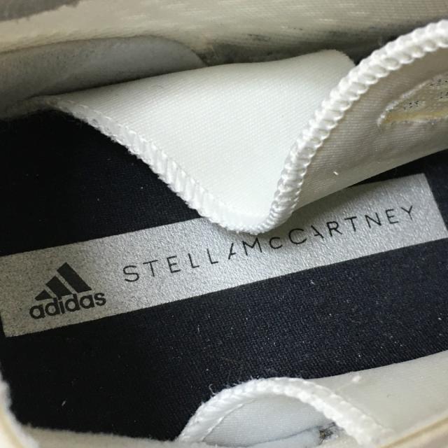 adidas by Stella McCartney(アディダスバイステラマッカートニー)のアディダスバイステラマッカートニー 24.5 レディースの靴/シューズ(スニーカー)の商品写真