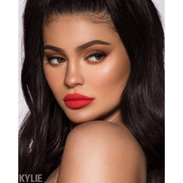 Kylie Cosmetics(カイリーコスメティックス)のカイリー　Kylie リップキット コスメ/美容のベースメイク/化粧品(口紅)の商品写真