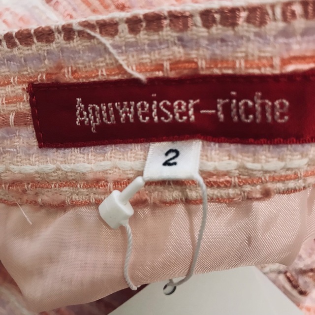 Apuweiser-riche(アプワイザーリッシェ)の【新品】　Apuweiser-riche スカート ピンク　日本製　ひざ丈　裏地 レディースのスカート(ひざ丈スカート)の商品写真