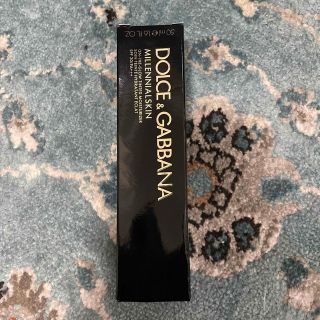 ドルチェアンドガッバーナビューティ(DOLCE & GABBANA BEAUTY)のドルチェアンドガッバーナ オンザグロウティンティッドモイスチャライザー(ファンデーション)