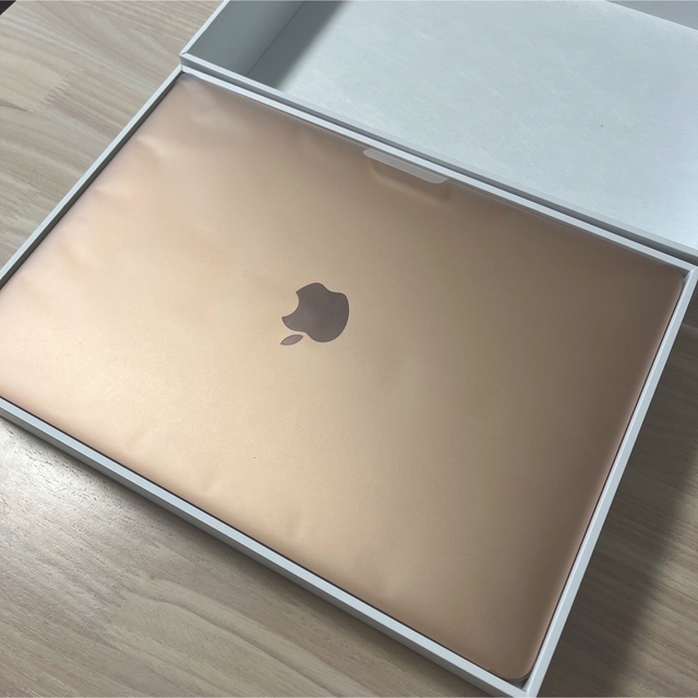 値下中！Apple MacBookAir ゴールド 13in 8GB 256GB