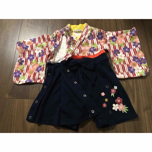【値下げ】ベビー袴ロンパース キッズ/ベビー/マタニティのベビー服(~85cm)(和服/着物)の商品写真