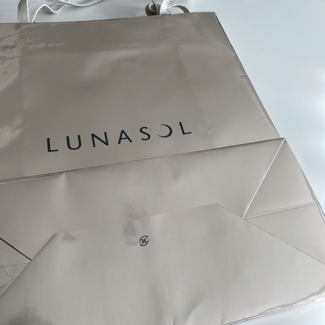 LUNASOL ルナソルショップ袋2枚の通販 by Myuu｜ルナソルならラクマ