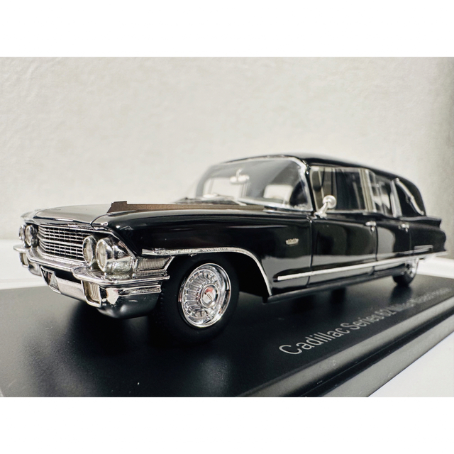 NEOネオ/'66 Cadillacキャデ S\u0026S Hearseハース 1/43