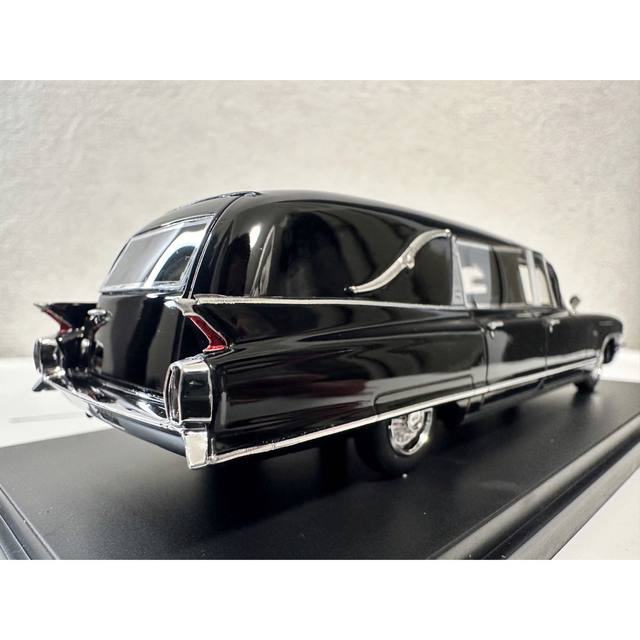 NEOネオ/'66 Cadillacキャデ S\u0026S Hearseハース 1/43