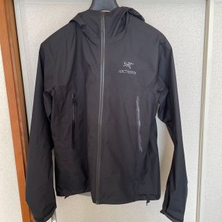 アークテリクス(ARC'TERYX)の【期間限定値下げ】アークテリクス　ベータジャケット　ブラック Mサイズ(マウンテンパーカー)