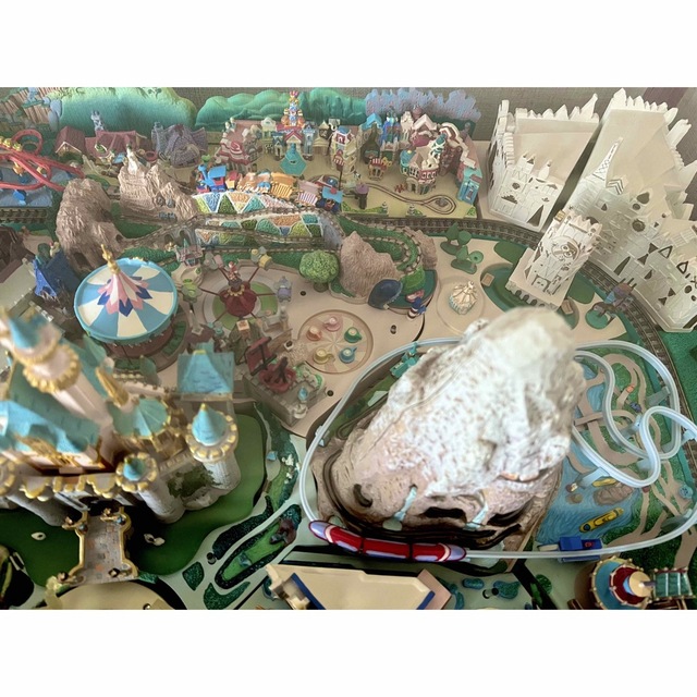 定価より半額以下!】ディズニー ディアゴスティーニ ジオラマ模型 定価より半額以下!】ディズニー ディアゴスティーニ ジオラマ模型