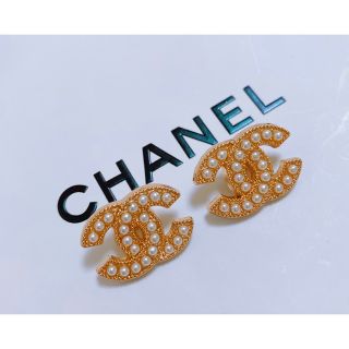 シャネル(CHANEL)のCHANELボタンピアス/イヤリング(ピアス)