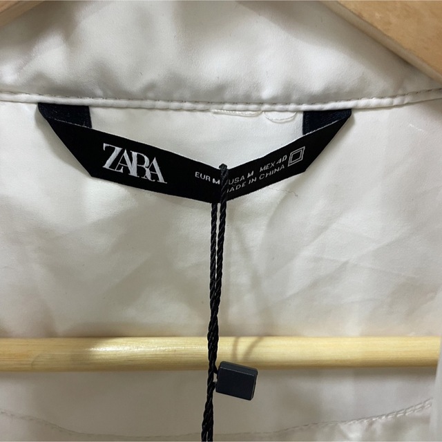 ZARA(ザラ)の新品⭐︎ ZARA パフジャケット M メンズのジャケット/アウター(ブルゾン)の商品写真