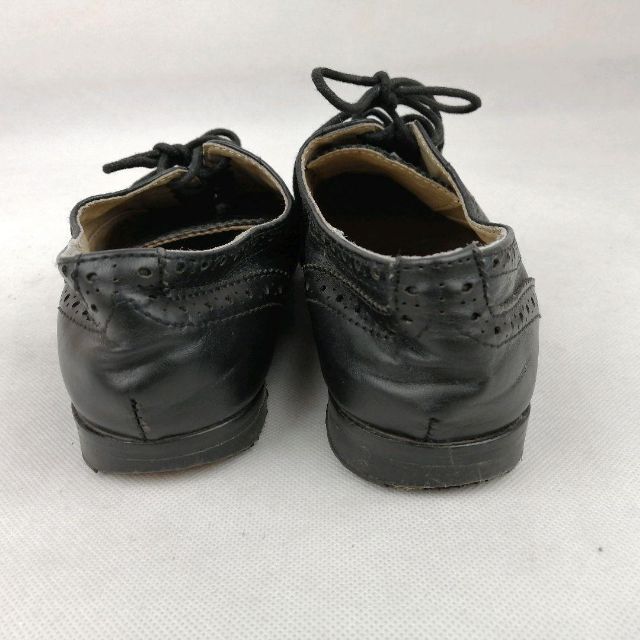 Steve Madden(スティーブマデン)のSTEVE MADDEN スティーブマデンウイングチップ革靴22.5ブラック レディースの靴/シューズ(ローファー/革靴)の商品写真