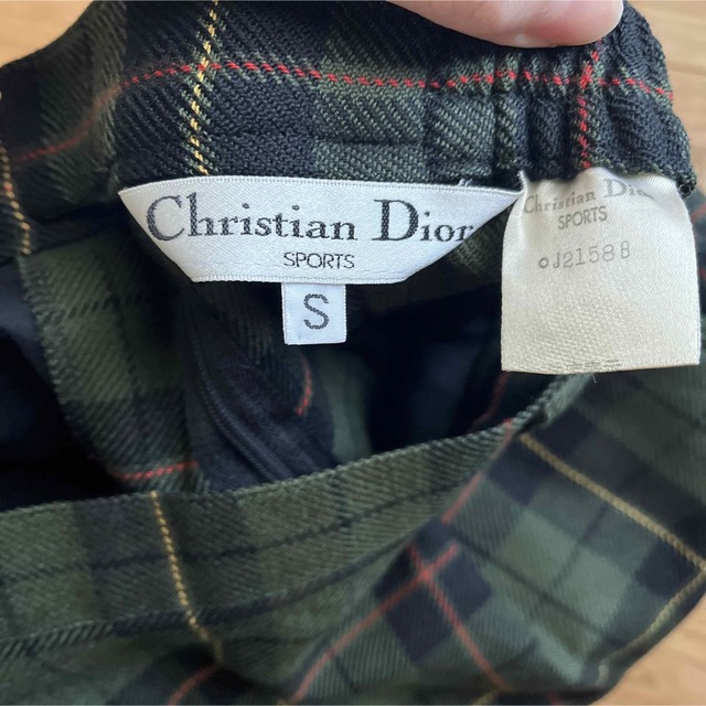 Christian Dior(クリスチャンディオール)のDior sports ゴルフウェア　チェックミニスカートSサイズ スポーツ/アウトドアのゴルフ(ウエア)の商品写真