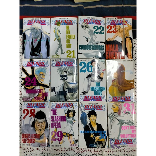 集英社(シュウエイシャ)のBLEACH　20巻〜56巻　久保帯人 エンタメ/ホビーの漫画(少年漫画)の商品写真