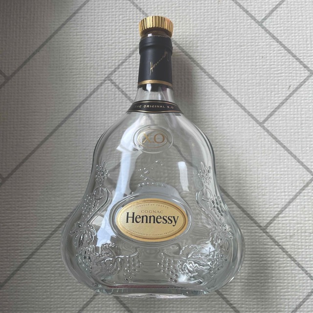 ヘネシーXOの空瓶