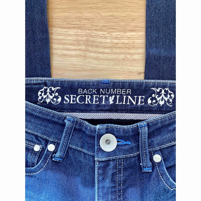 BACK NUMBER(バックナンバー)の◆ BACK NUMBER SECRET LINE ストレート デニム レディースのパンツ(デニム/ジーンズ)の商品写真