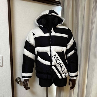 MONCLER - USED MONCLER CRAIG GREEN PLUNGERY SIZE1