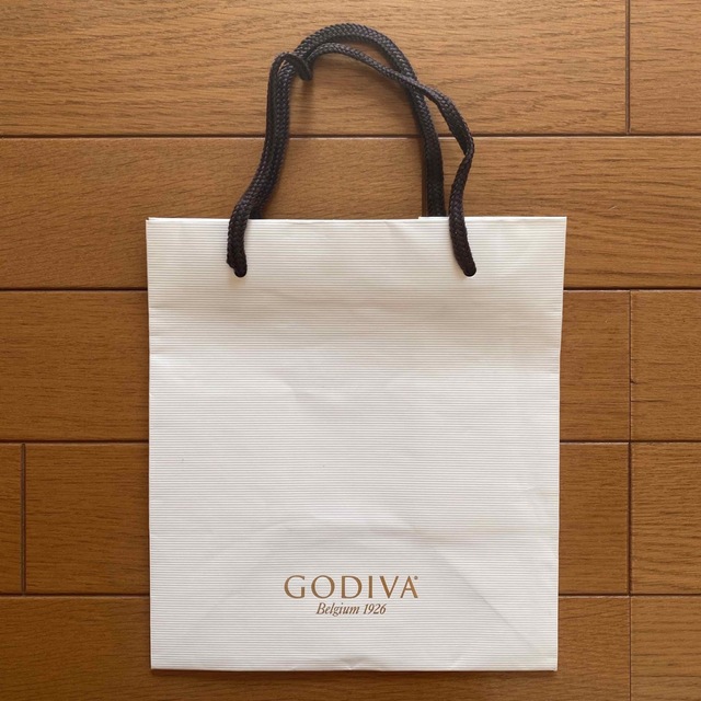 GODIVA(ゴディバ)の【ショップ紙袋】ゴディバ GODIVA エシレ echire 三越 レディースのバッグ(ショップ袋)の商品写真