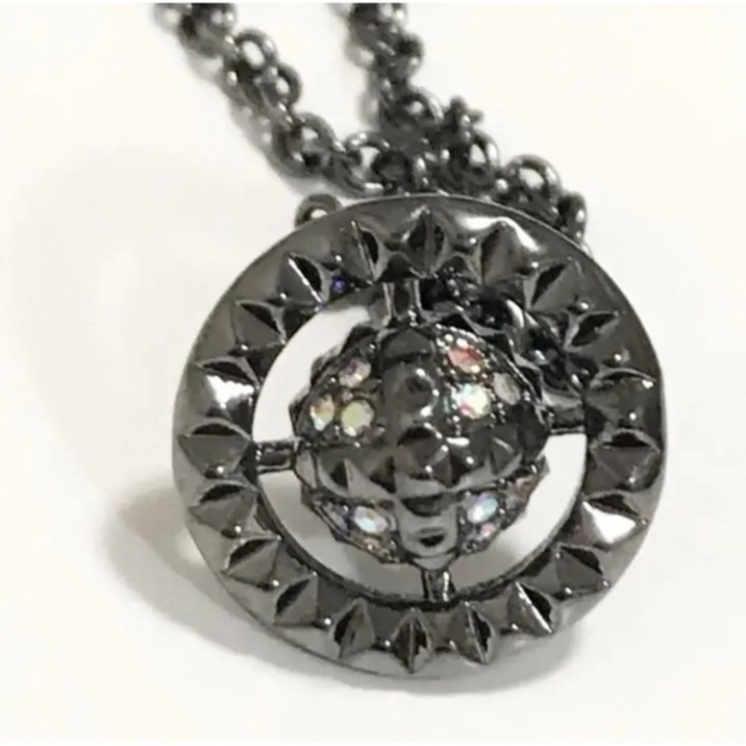 Vivienne Westwood ヴィヴィアン 立体オーブネックレス ガンメタの通販 by レインs shop|ヴィヴィアン ウエストウッドならラクマ ヴィヴィアン 立体オーブネックレス ガンメタ